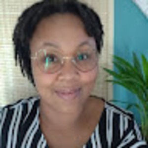 Meet your Posher, Parris